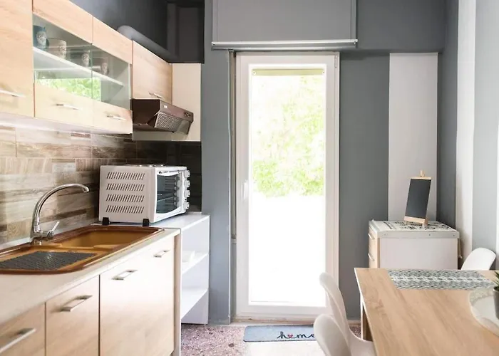 Апартаменты Chris & Mary Comfort *